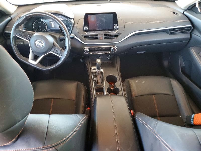 2022 NISSAN ALTIMA SR 8