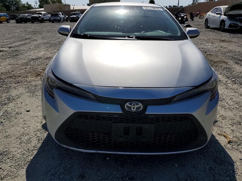 2021 TOYOTA COROLLA LE 5