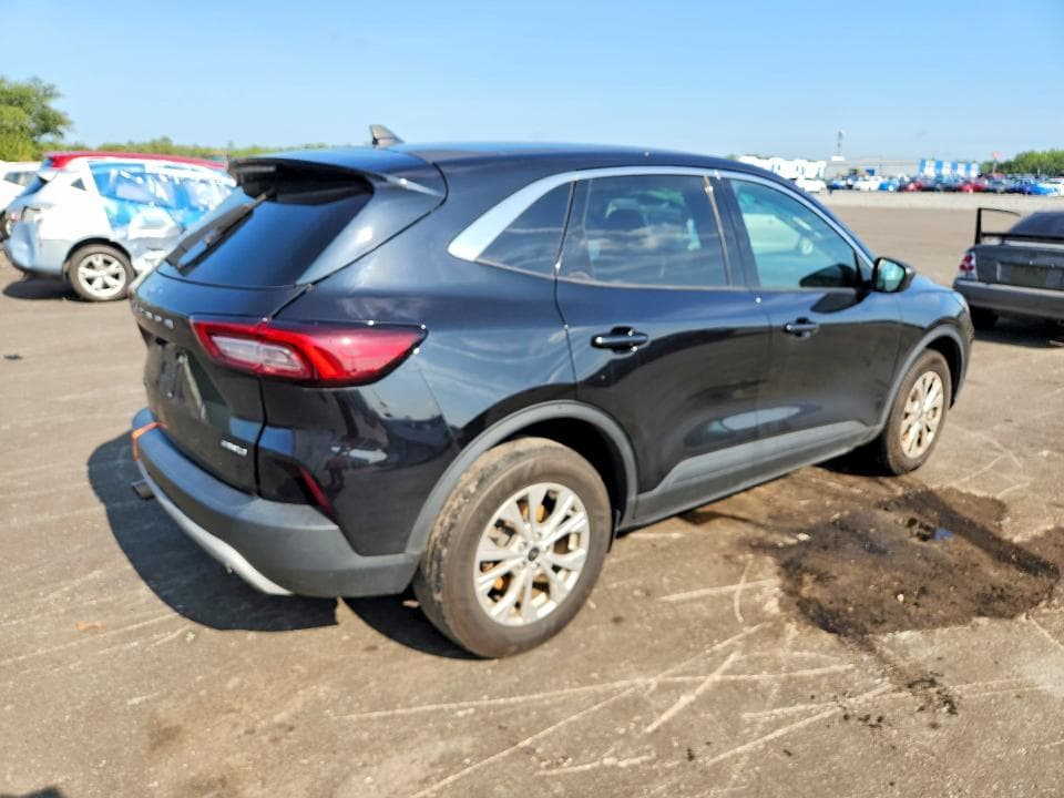 2023 FORD ESCAPE ACTIVE 3