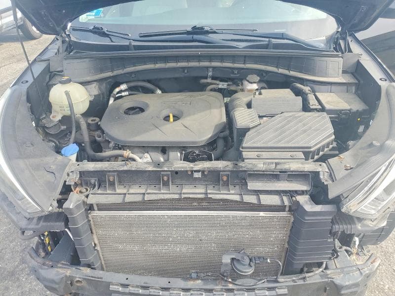 2017 HYUNDAI TUCSON SE 12