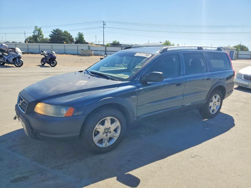 2005 VOLVO XC70