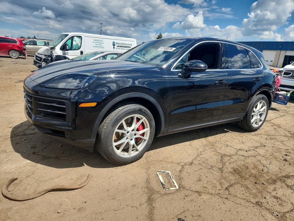 2024 PORSCHE CAYENNE S - 1