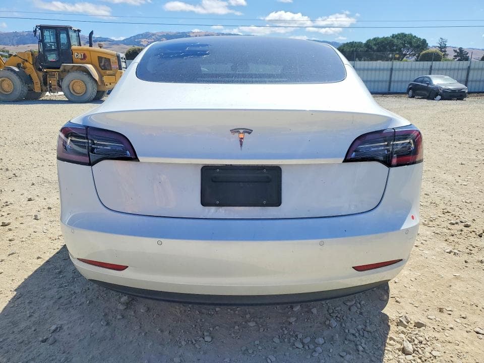 2021 TESLA MODEL 3 6