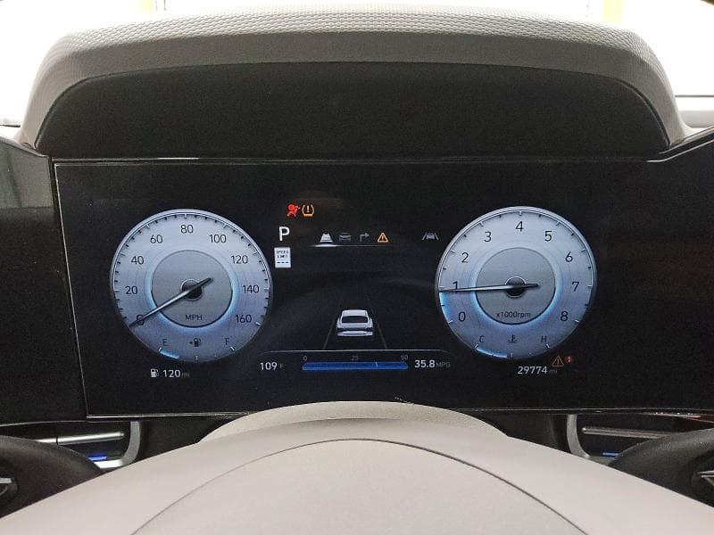 2024 HYUNDAI ELANTRA SEL 9