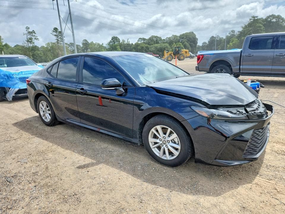2026 TOYOTA CAMRY LE 4