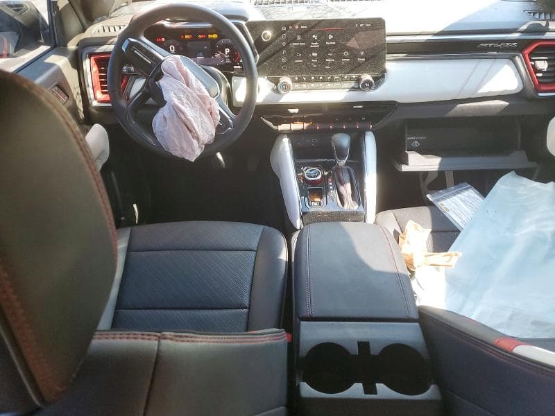 2024 GMC CANYON AT4X 8