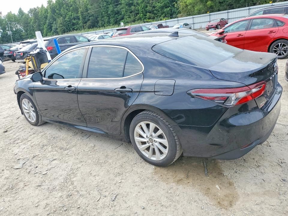 2022 TOYOTA CAMRY LE 2