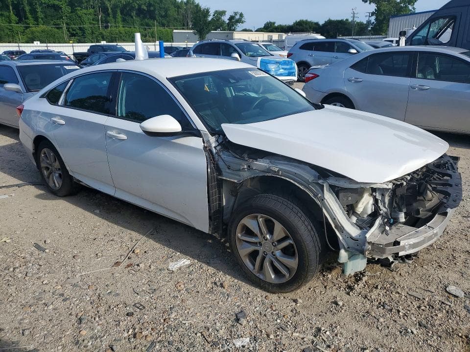 2018 HONDA ACCORD LX 4