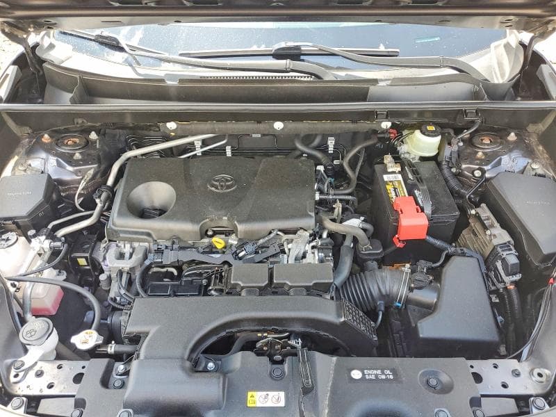 2019 TOYOTA RAV4 XLE 11