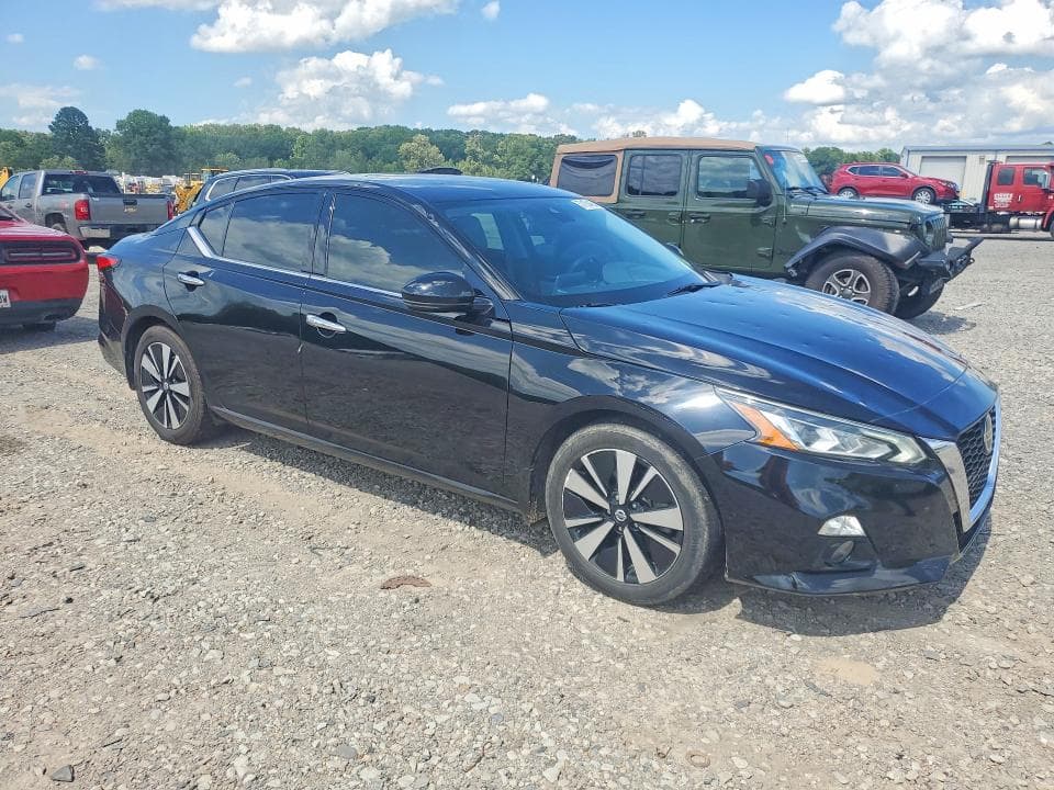 2021 NISSAN ALTIMA 4