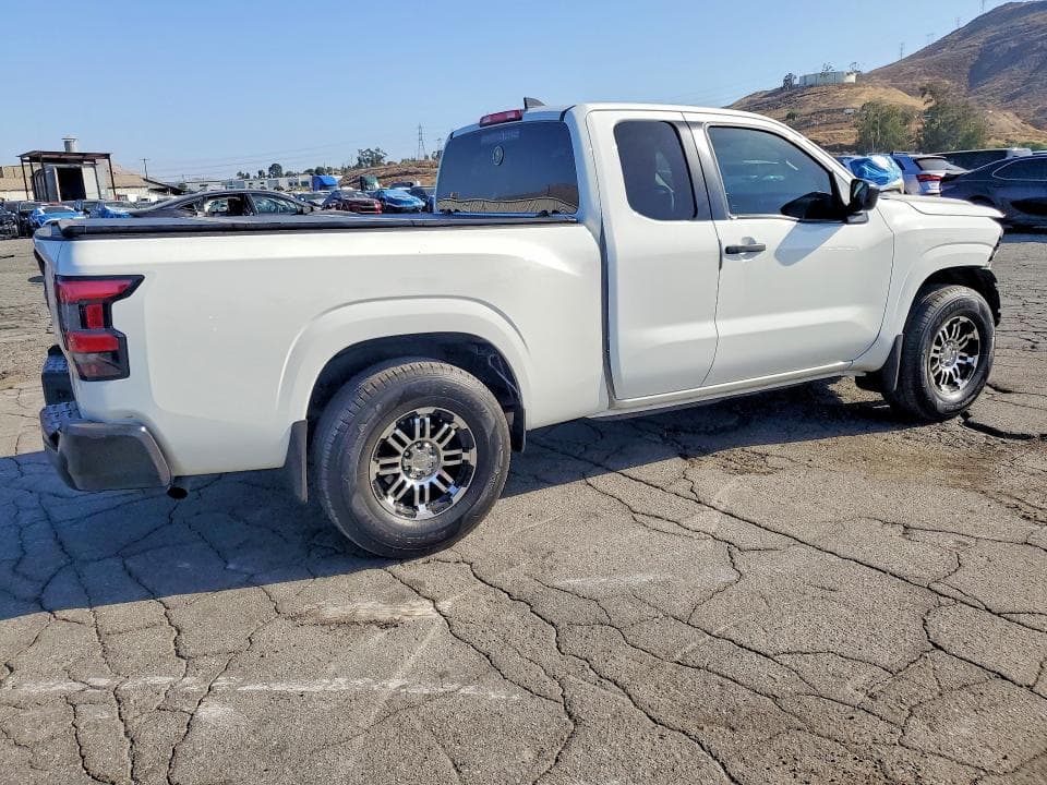 2024 NISSAN FRONTIER S 3