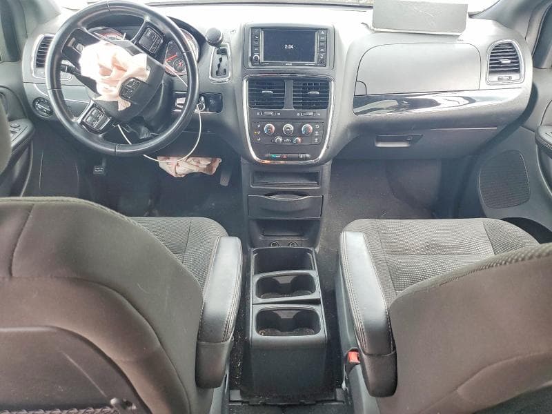 2020 DODGE GRAND CARAVAN SE 8