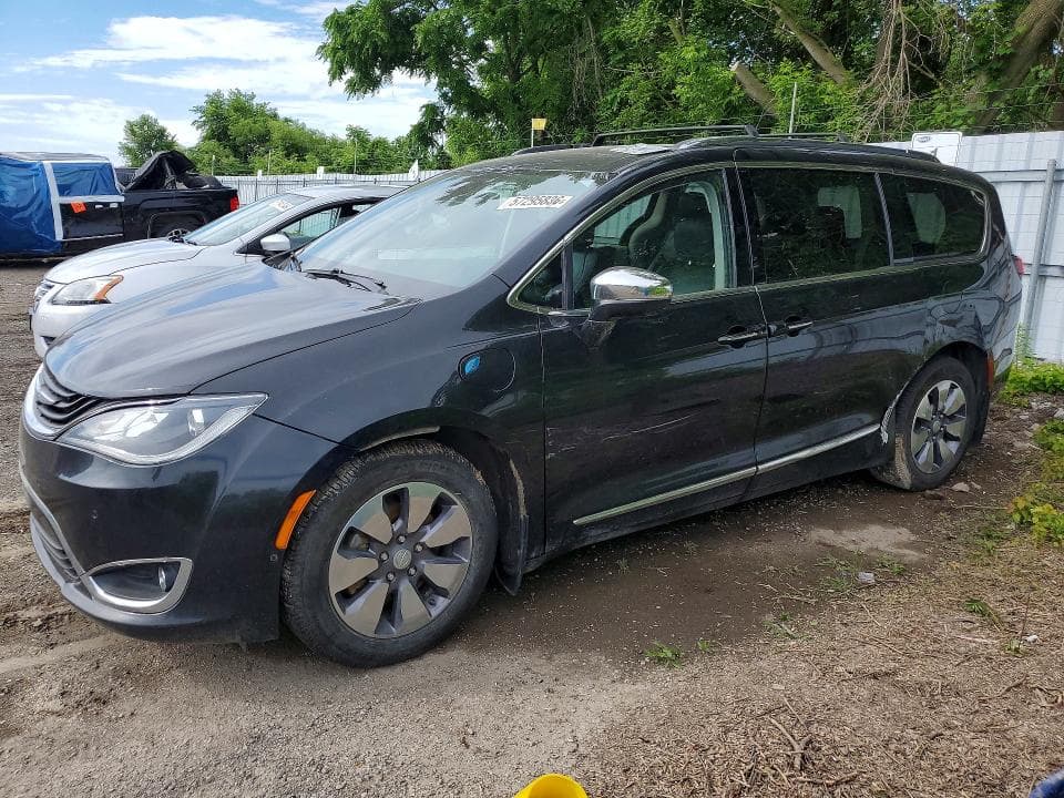 2019 CHRYSLER PACIFICA HYBRID LIMITED - 1
