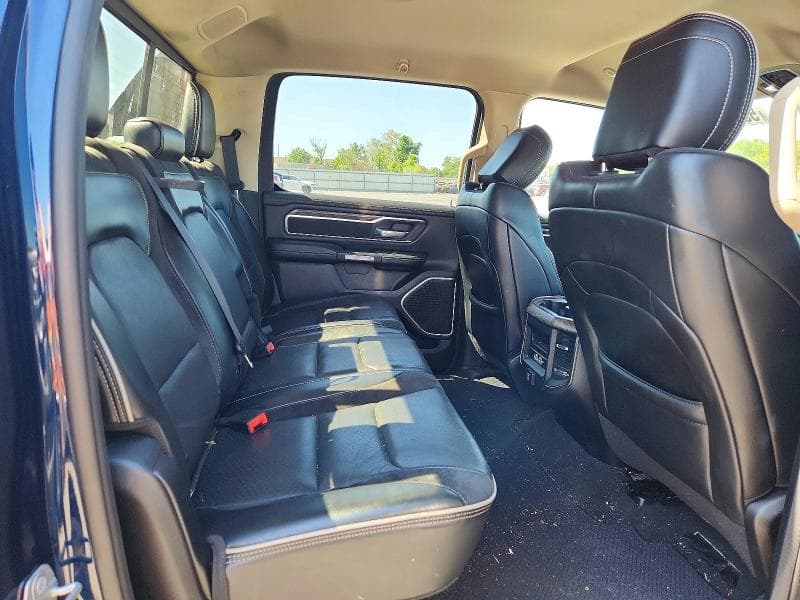2019 RAM 1500 LARAMIE 10