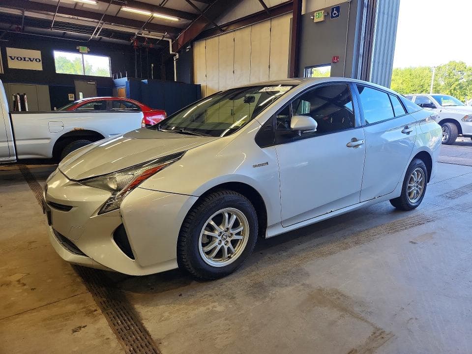 2017 TOYOTA PRIUS TWO TWO - 1