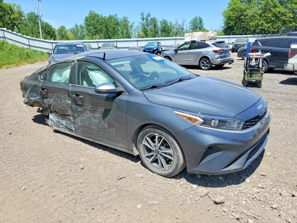 2023 KIA FORTE LXS 4