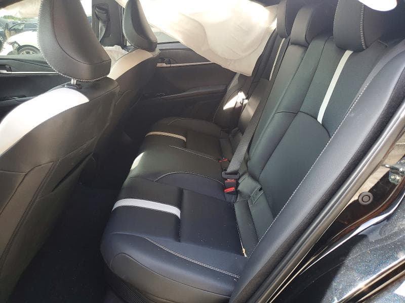 2026 TOYOTA CAMRY SE 10