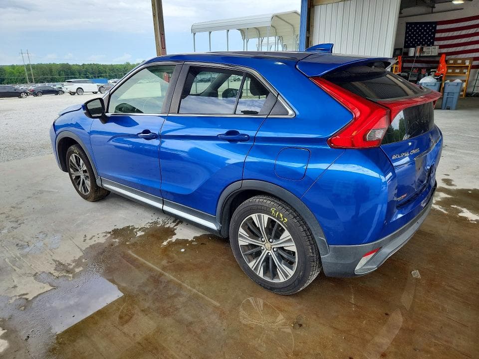 2020 MITSUBISHI ECLIPSE CROSS SE 2