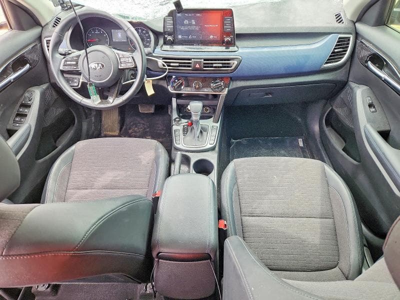 2021 KIA SELTOS S 8