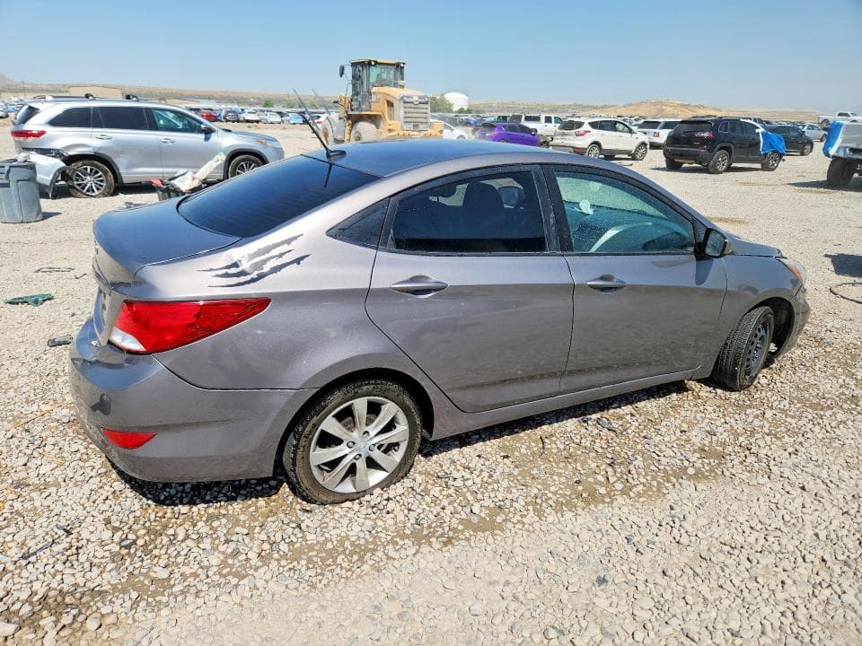2017 HYUNDAI ACCENT SE 3