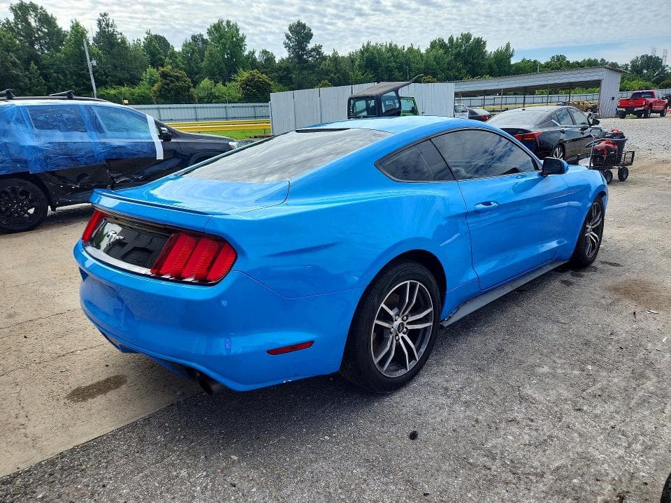 2017 FORD MUSTANG 3