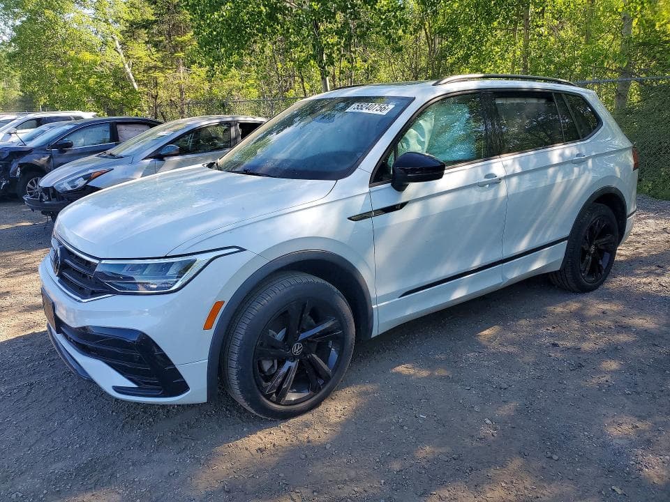 2024 VOLKSWAGEN TIGUAN SE R-LINE BLACK