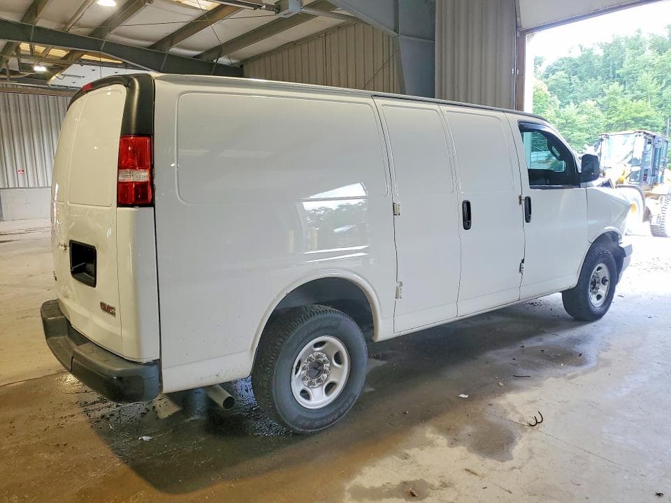 2023 GMC SAVANA G2500 3