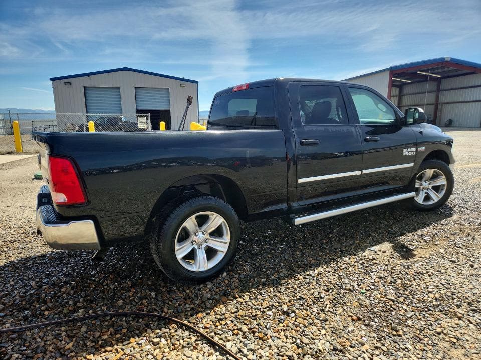 2017 RAM 1500 ST 3
