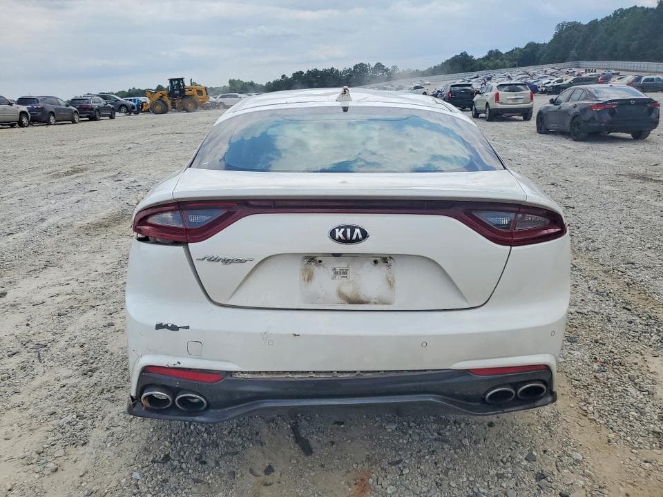 2019 KIA STINGER BASE 6