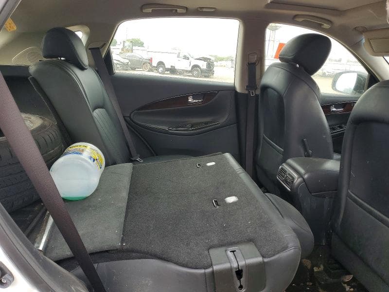 2017 INFINITI QX50 BASE 10