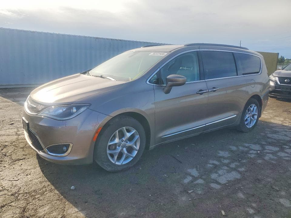 2017 CHRYSLER PACIFICA TOURING L - 1