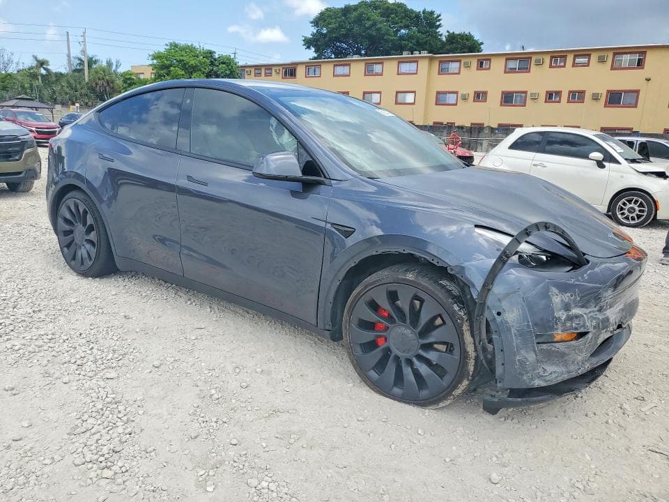 2022 TESLA MODEL Y 4