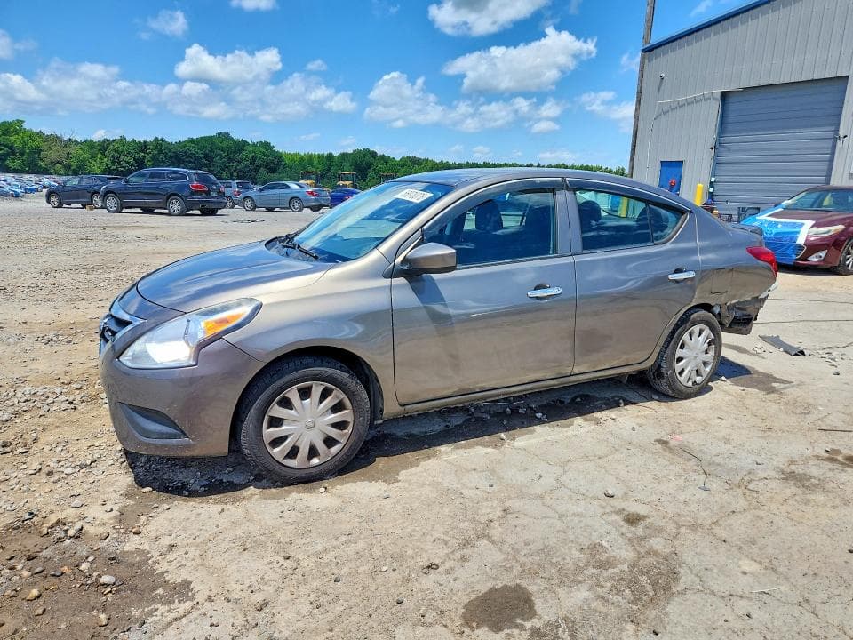 2016 NISSAN VERSA - 1