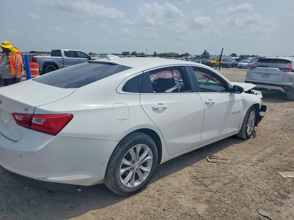 2024 CHEVROLET MALIBU LT 3
