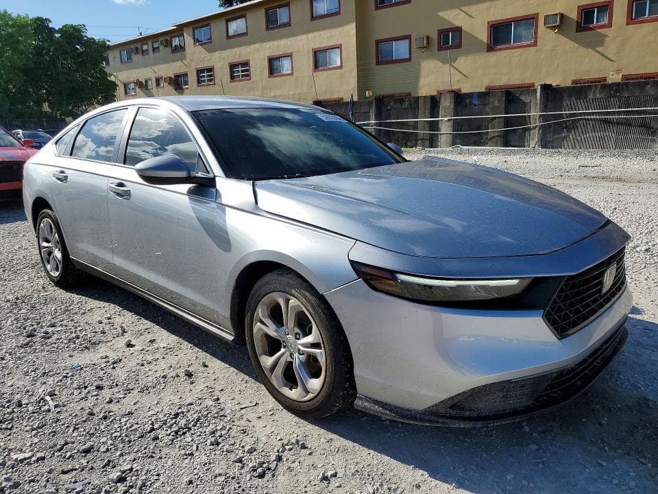 2025 HONDA ACCORD LX 4