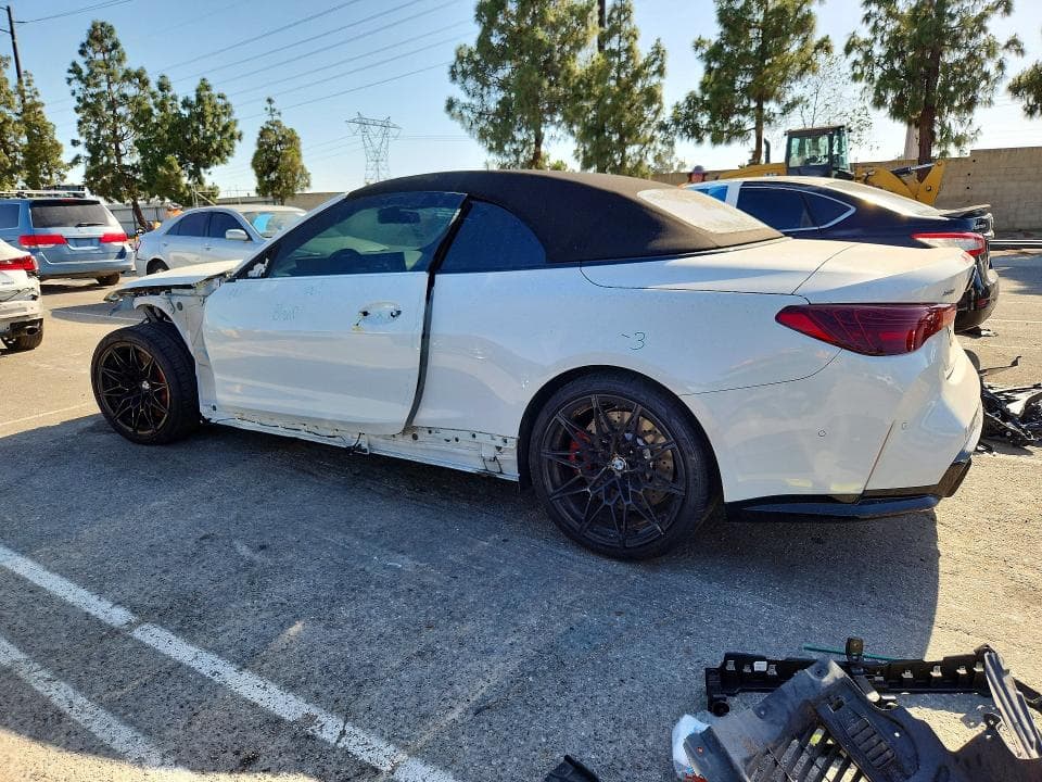2026 BMW M4 COMPETITION 2