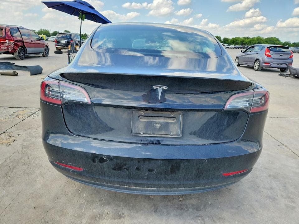 2021 TESLA MODEL 3 6