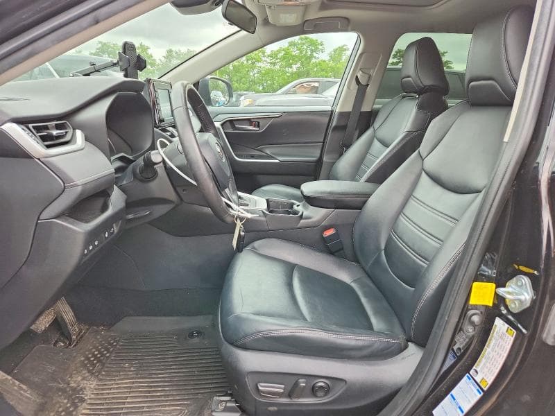 2021 TOYOTA RAV4 XLE PREMIUM 7
