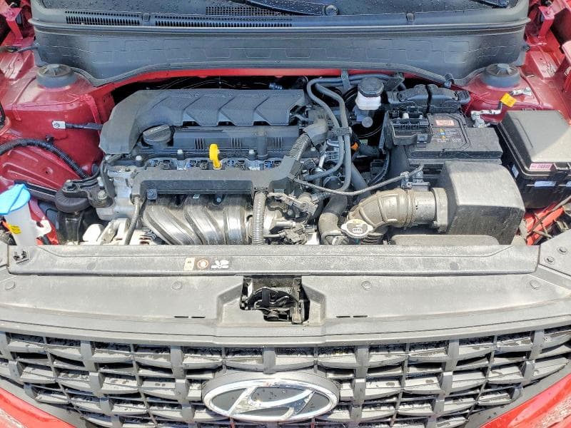 2025 HYUNDAI VENUE SE 12