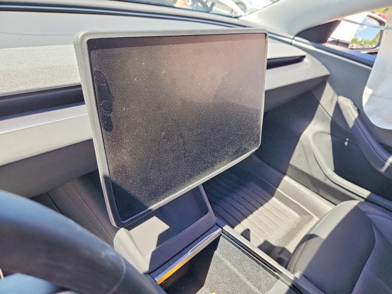 2026 TESLA MODEL 3 9