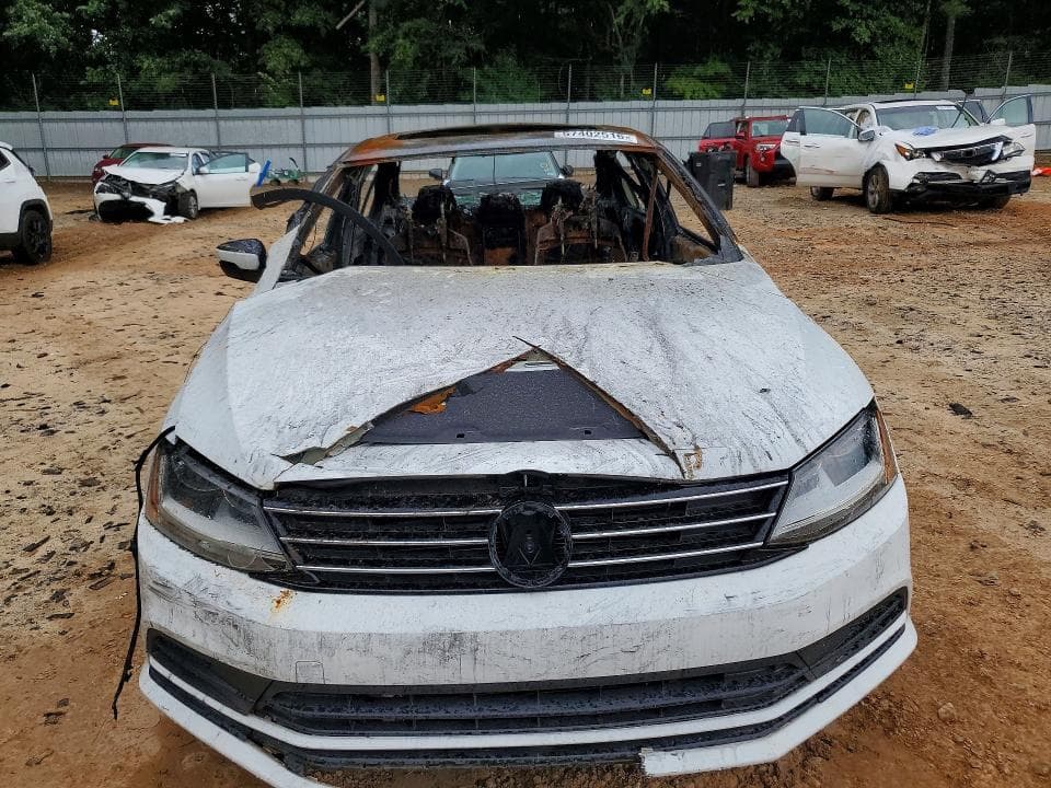 2017 VOLKSWAGEN JETTA SE 5