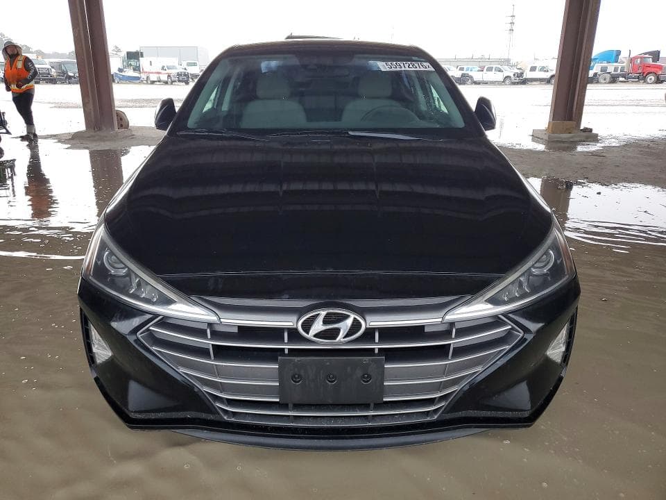 2020 HYUNDAI ELANTRA SEL 5