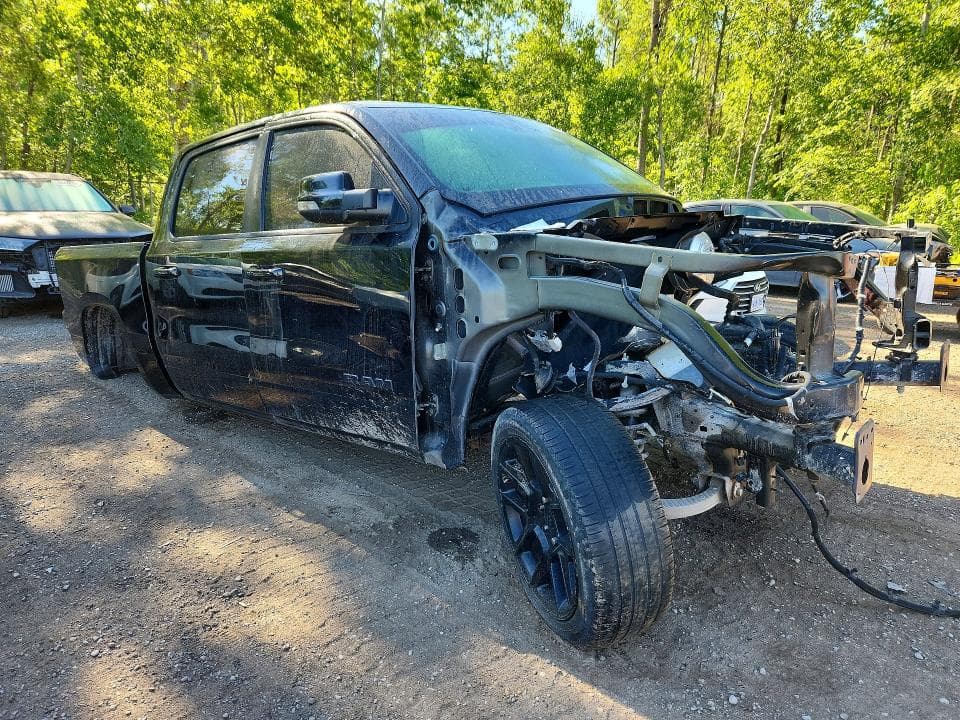 2024 RAM 1500 SPORT 4