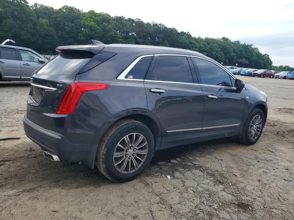 2017 CADILLAC XT5 LUXURY 3