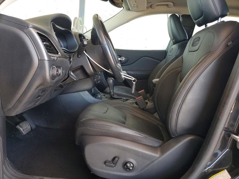 2019 JEEP CHEROKEE OVERLAND 7