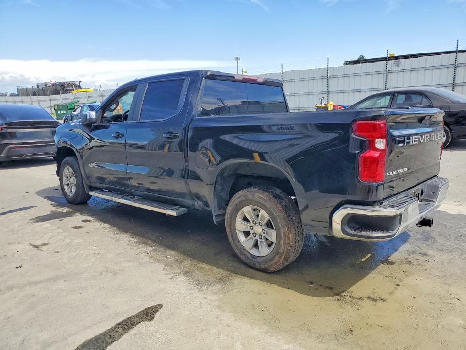 2021 CHEVROLET SILVERADO C1500 LT 2
