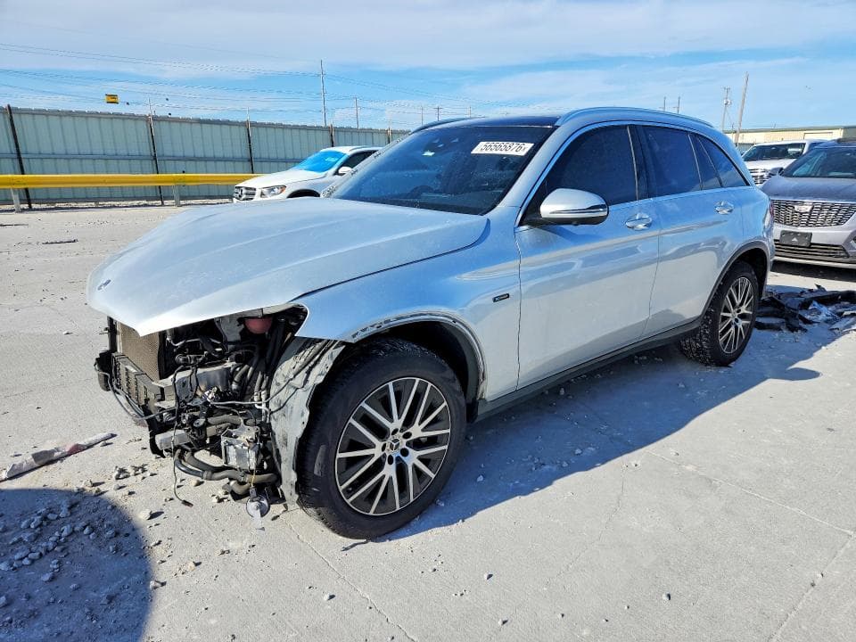 2020 MERCEDES-BENZ GLC 350E - 1