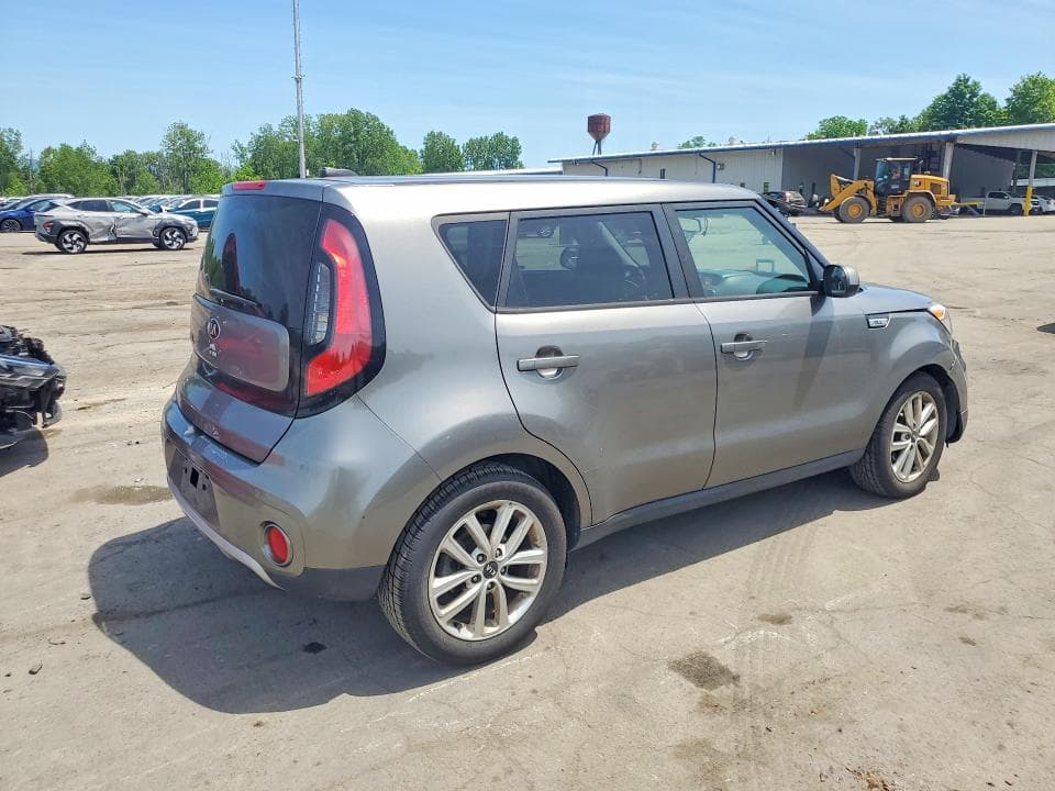 2017 KIA SOUL + 3