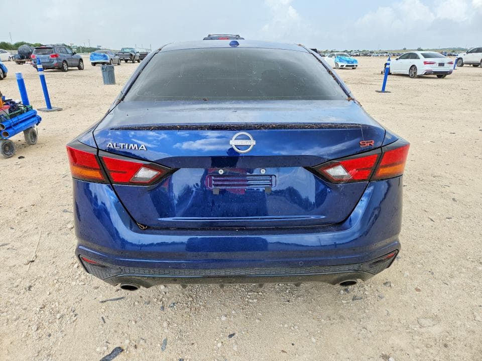 2024 NISSAN ALTIMA SR 6