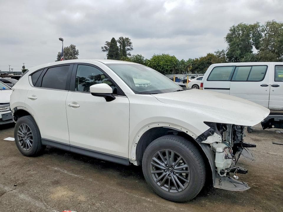 2020 MAZDA CX-5 TOURING 4